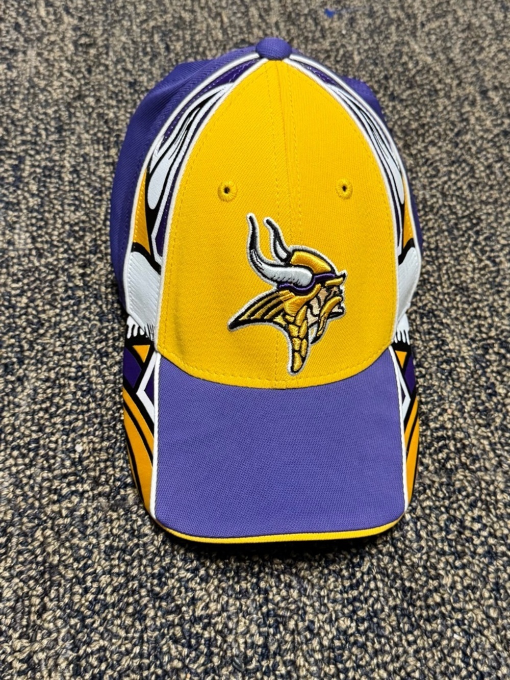 Minnesota Vikings Reebok Hat, Fits Head Size From 7 To 7.5. Pre-Owned .